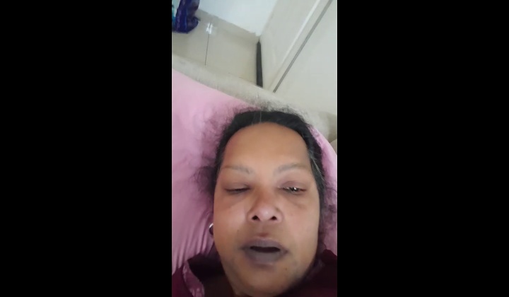 Indian Mature Seduces with Intimate Licking Scene