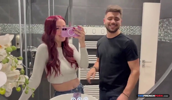hello limon french young slut in a 6 vs 1 blowbang.  ?