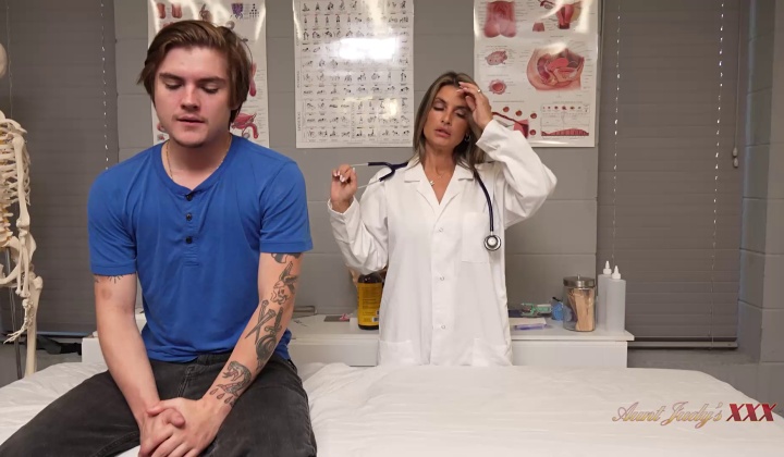 Dr. Krystal's Seductive Patient Treatment