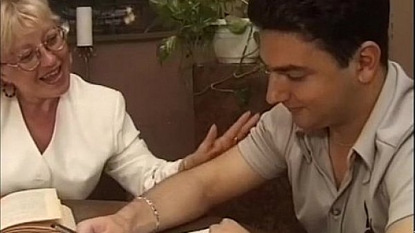 Italian Granny Eager for Hard Cock | Mature MILF in Heat
