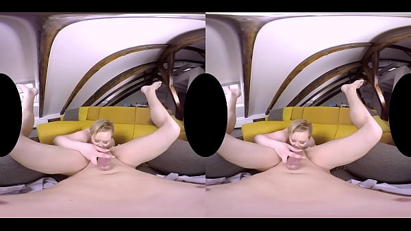 Chubby mature Samantha Si in Virtual Reality