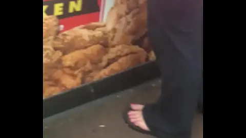 White Mature Lady Candid Toes Close-Up 4K HD