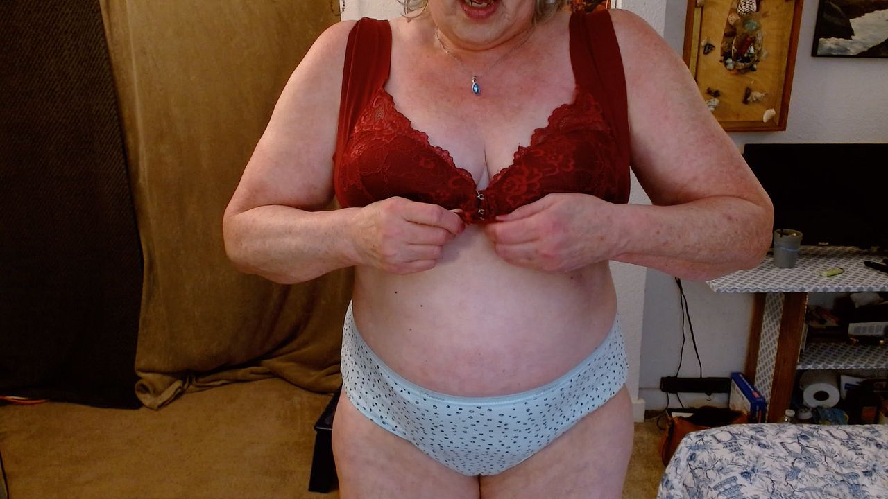 Mature Model DawnSkye Teases in Lingerie for July