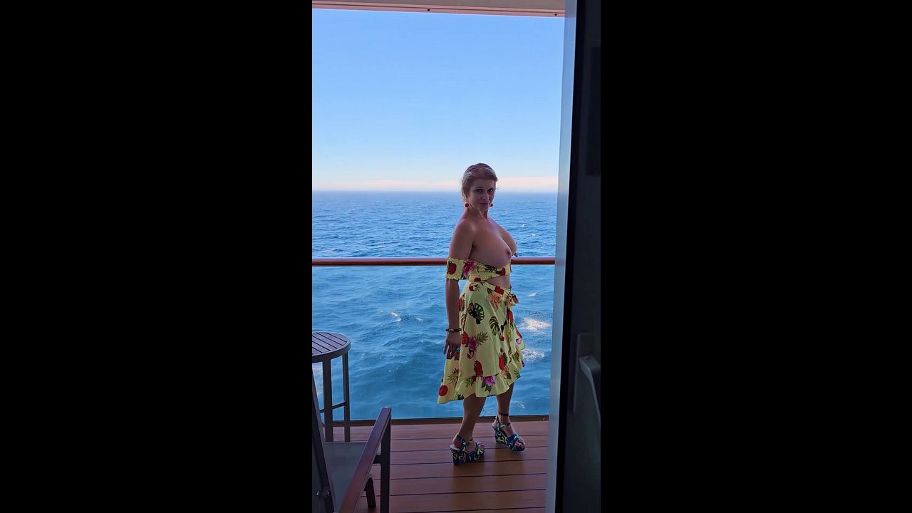 Mature Mommy Exposes Herself on Cruise Ship
