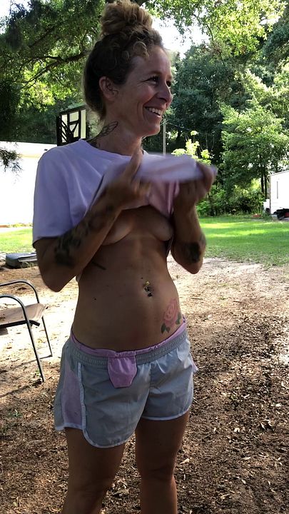 MILF Nip Slip Moment: Unforgettable Amateur Clip