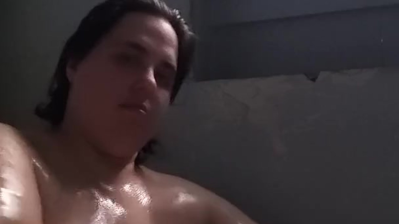 Mature Bbw Enjoys Soothing Bathtub Experience