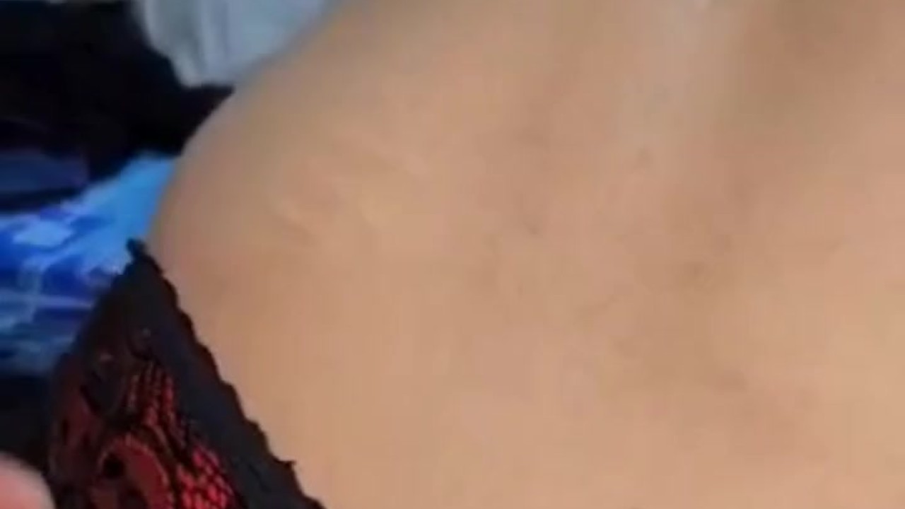 Mature Granny Surprises Yarno with Hot Blowjob & Anal Play 🍑🍆